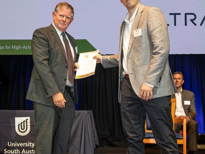 $10,000 scholarship awarded to Flinders University student